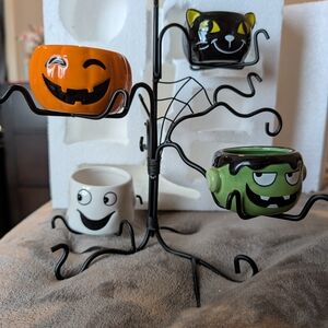 Yankee Candle Halloween Friends Collection